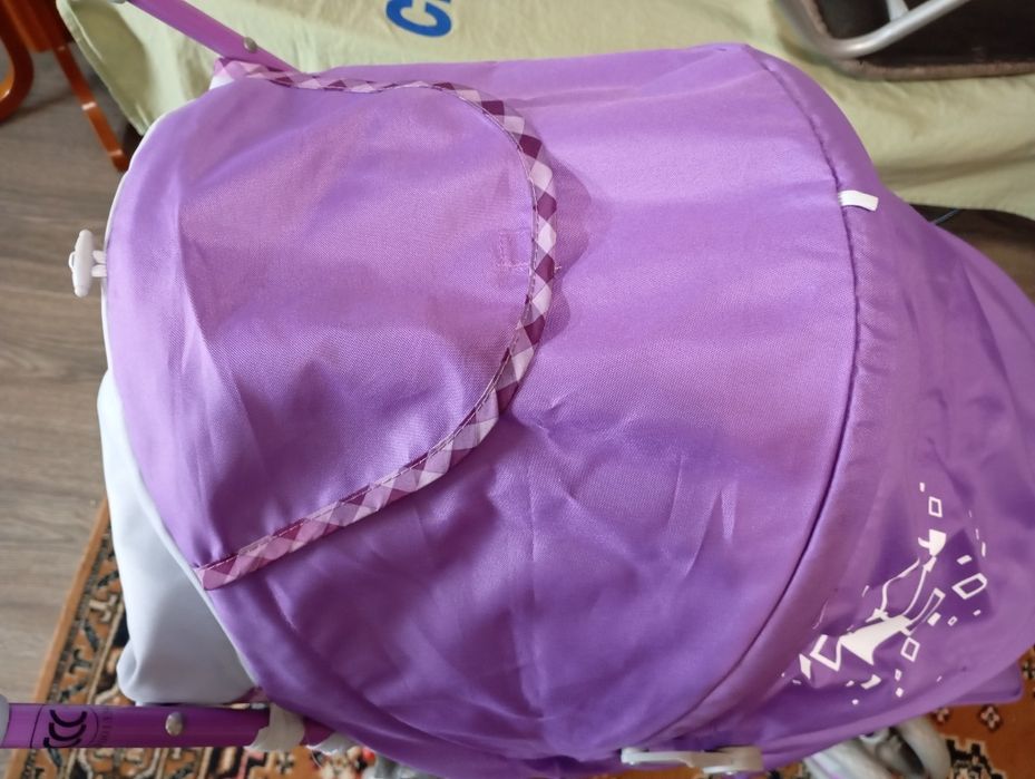 Продам прогулочную детскую коляску