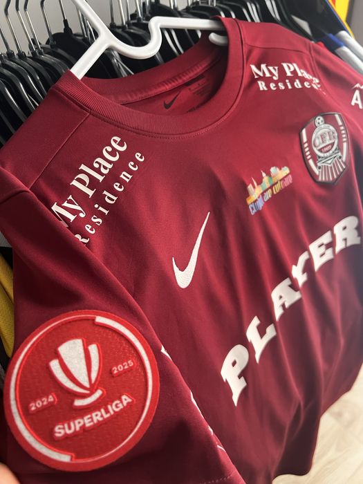 Tricou de fotbal CFR Cluj home sezon 24/25 marime M nou fara eticheta