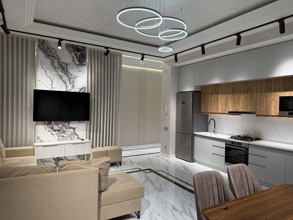 Продается 3х ком квартира, ЖК Дипломат, ор-р: ул. Нукусская, 123м²