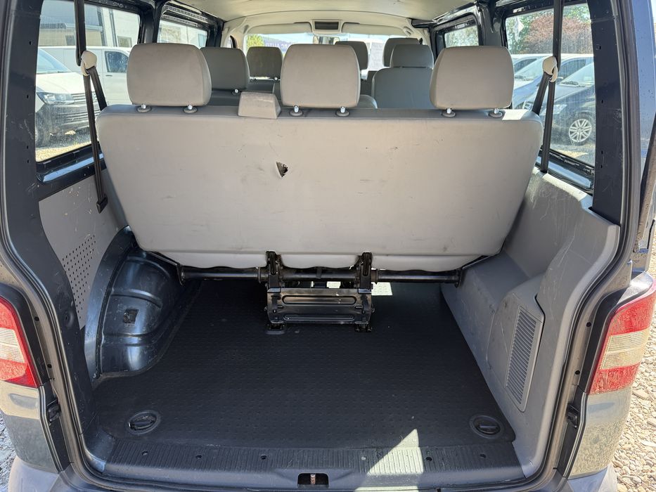 Vw transporter T5 2009  9 locuri clima