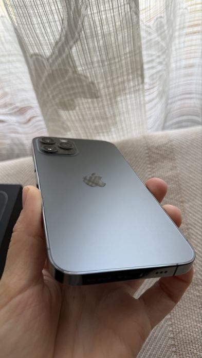 Смартфон Apple iPhone 12 Pro