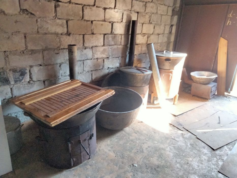 Советские казаны с ошаком.