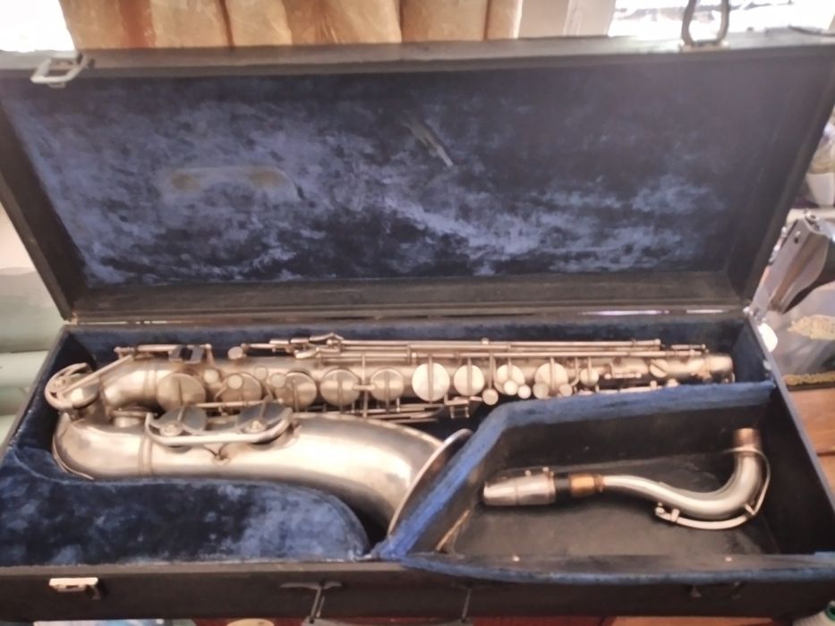 Саксафон тенор. (Германия) И Флейта. ЯМАХА..211.