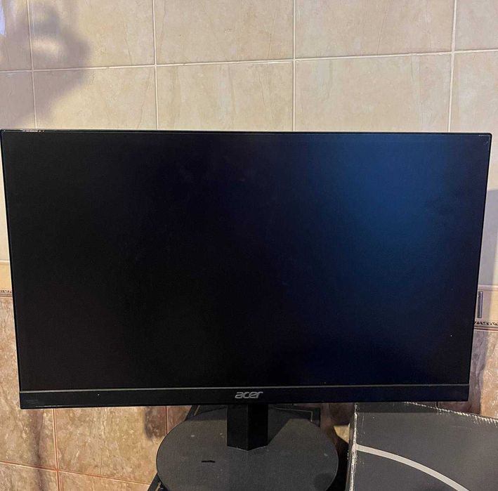Монитор Acer (на запчасти/ремонт)