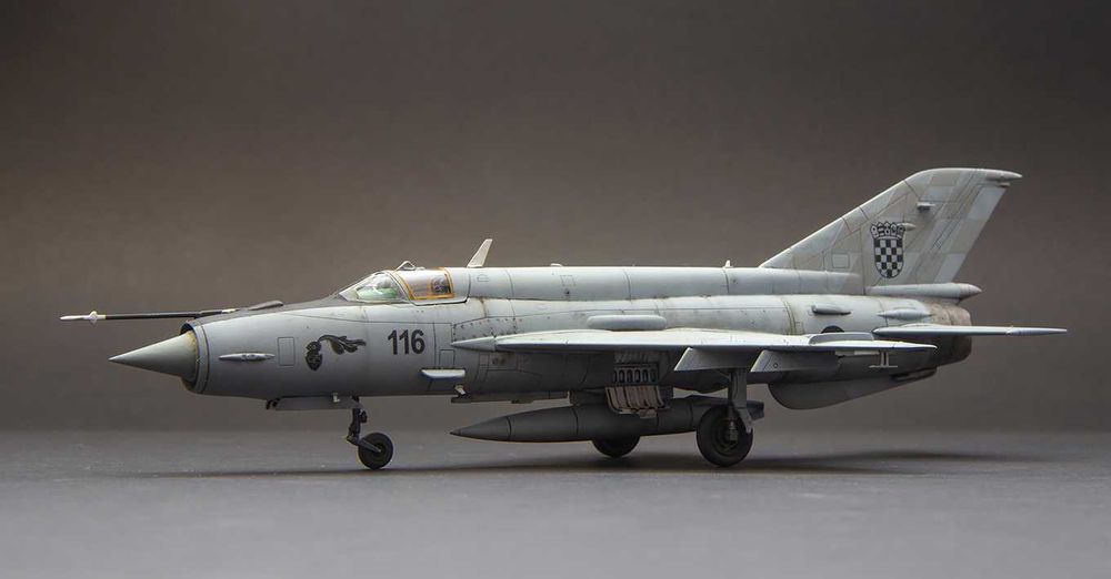 модель самолета МиГ-21 в масштабе 1/72 "МИР" СССР РАРИТЕТ!