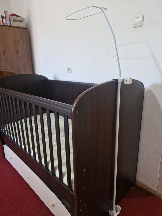 Детска дървена кошара