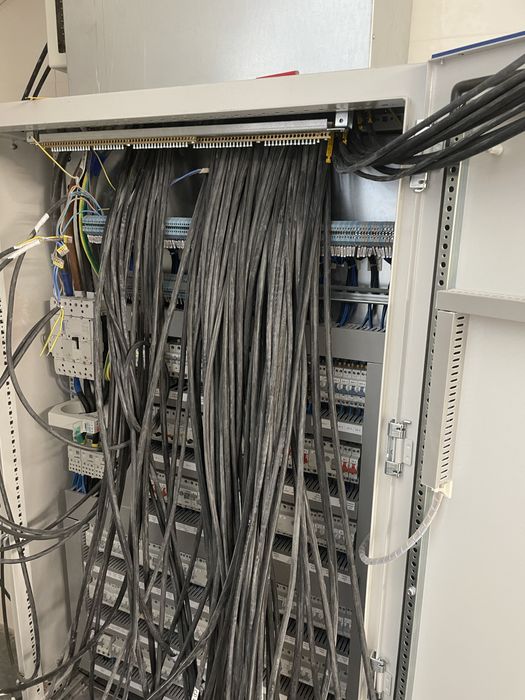 Execut instalații electrice – rapid și sigur