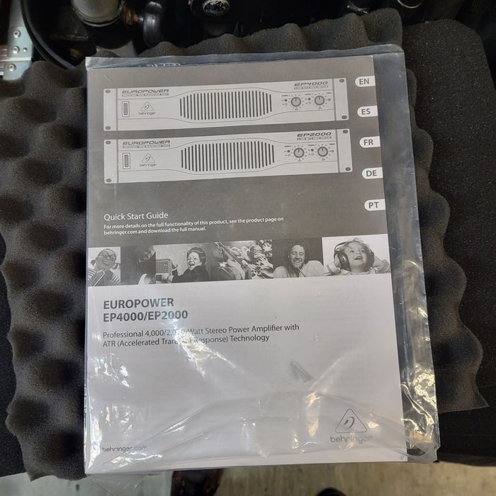 Amplificator Behringer
