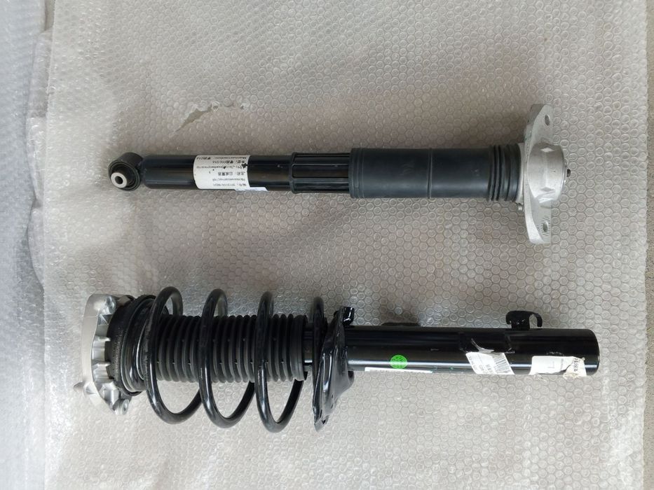 Old Amortizator Leapmotor C10/C16. Передний Амортизатор Leapmotor C16