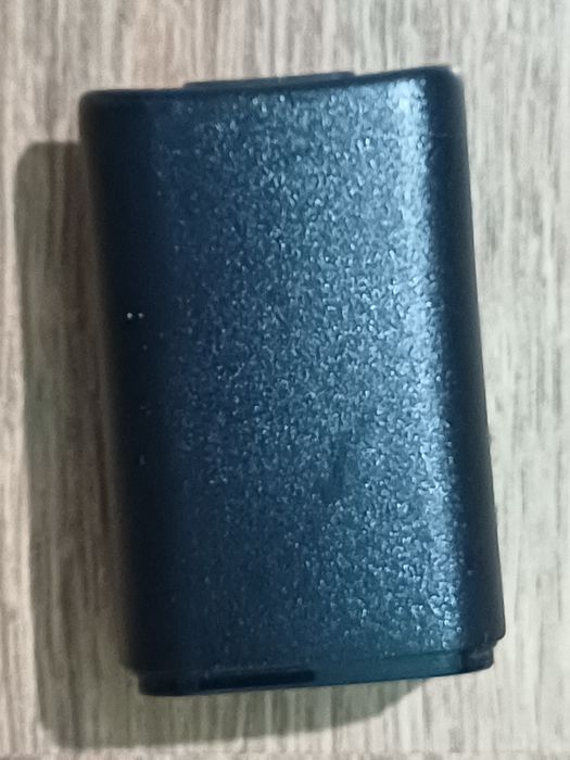 Baterie reincarcabila acumulator Li-Ion pentru controler Xbox 360
Este