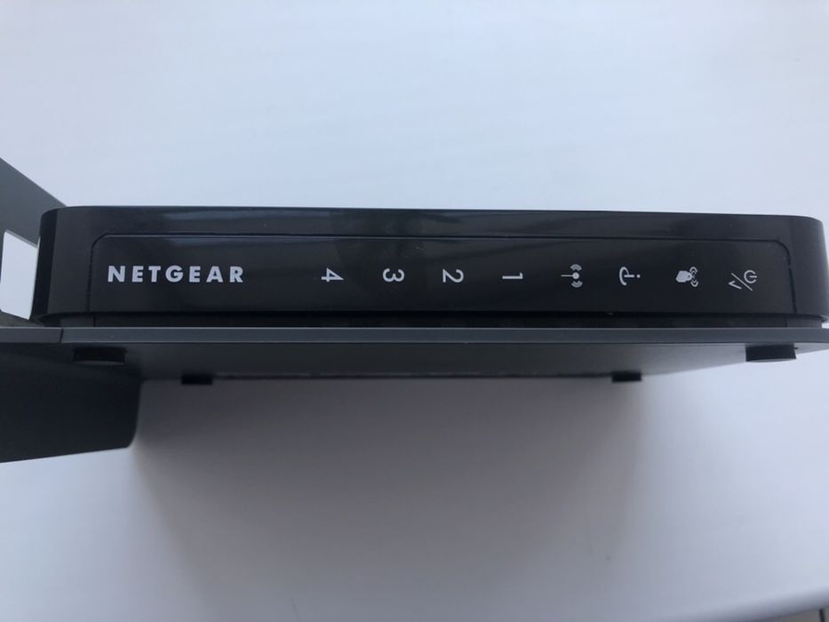 Маршрутизатор роутер Netgear