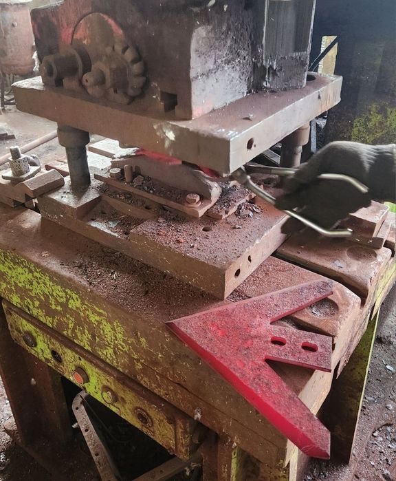 Лапа ЧКУ-474 (чизел лапка)