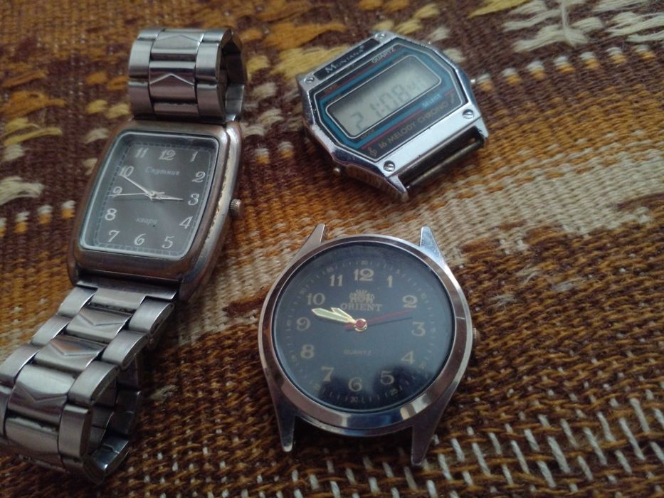Продам часы срочно!