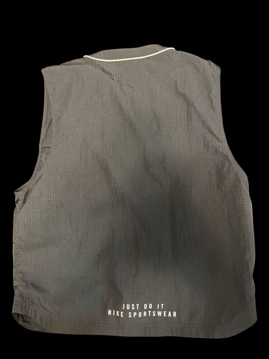 Vesta Nike Utility