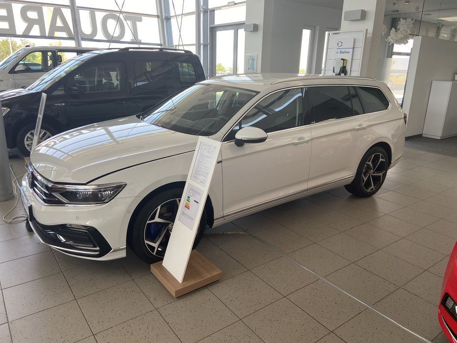 VW Passat B8 GTE plug in hybrid