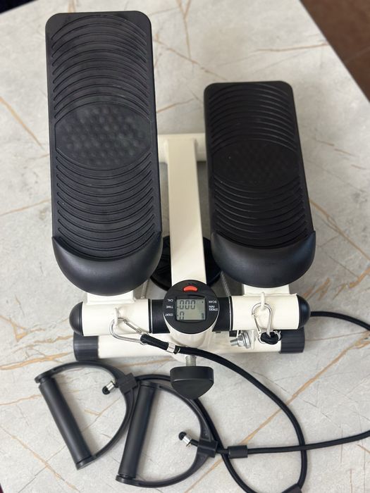 Срочно продаётся новый степпер