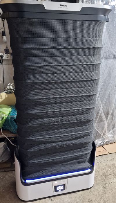 Aparat de vertical de uscat și călcat cu abur