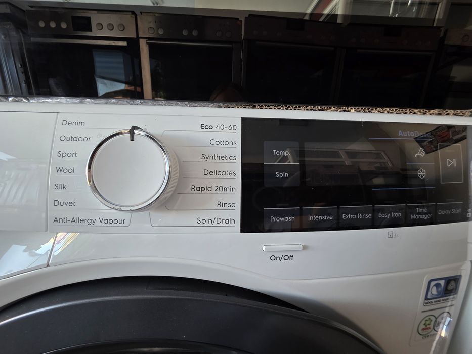 Пералня Electrolux PerfectCare 600 Auto Dose