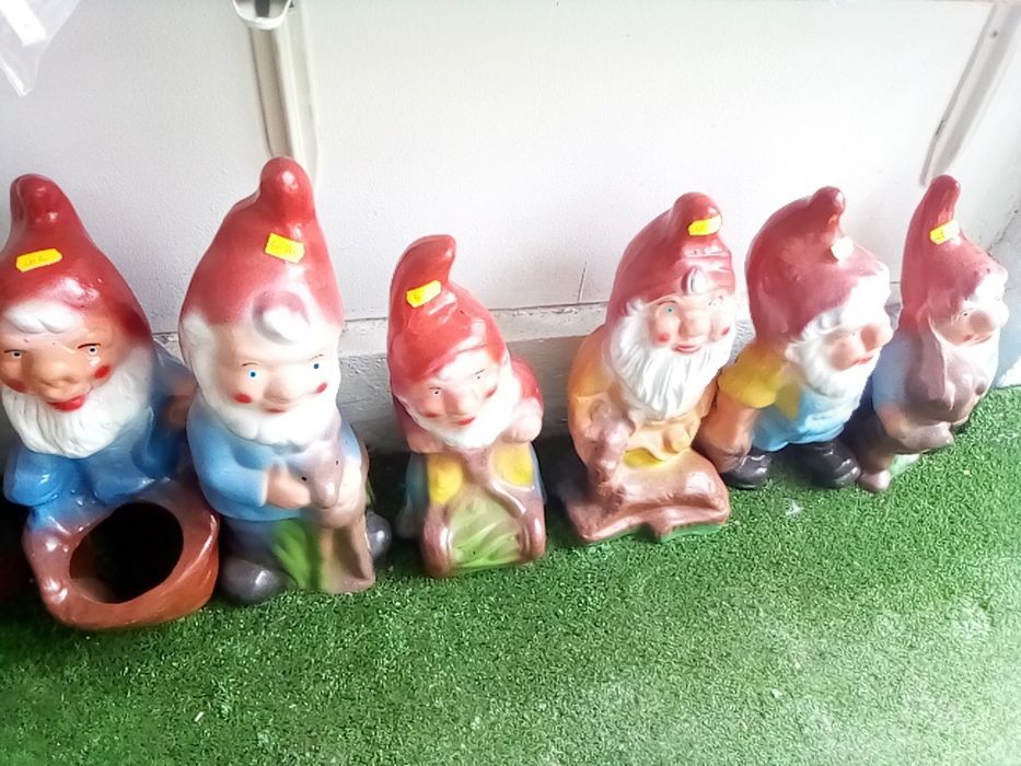 Albă că zăpadă și 7 piticii, ciuperci decorative