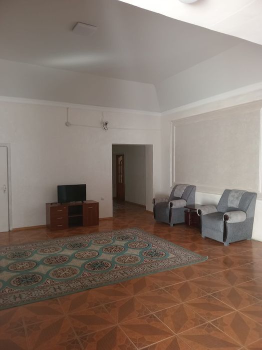 Хостел              .