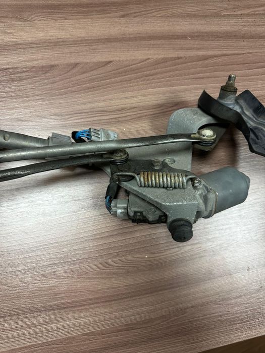 Маторчики дворников на Альфард