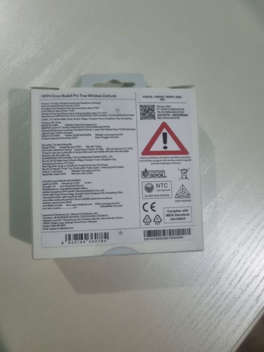 Продам новые наушники Oppo Buds3 Pro