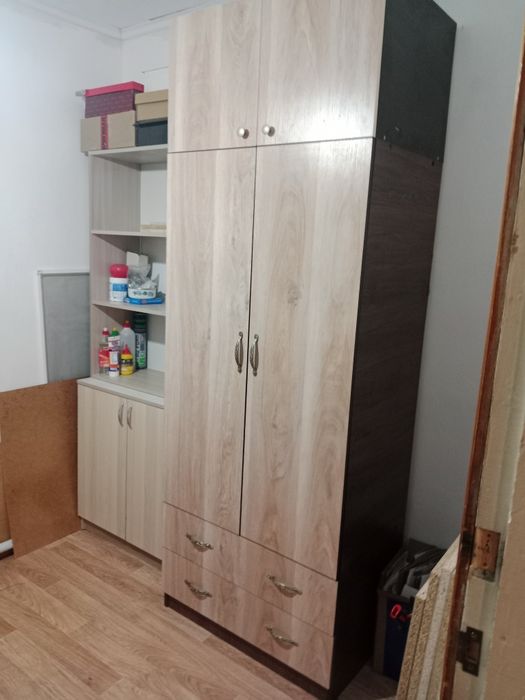 Шкафы полки в дом