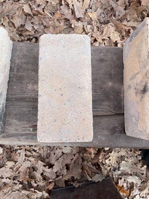 Огнеупорный кирпич бу