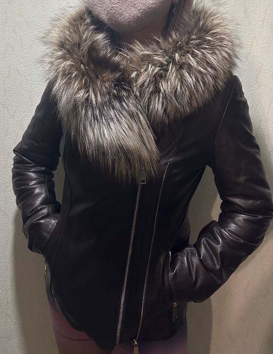 Продам кожаную куртку