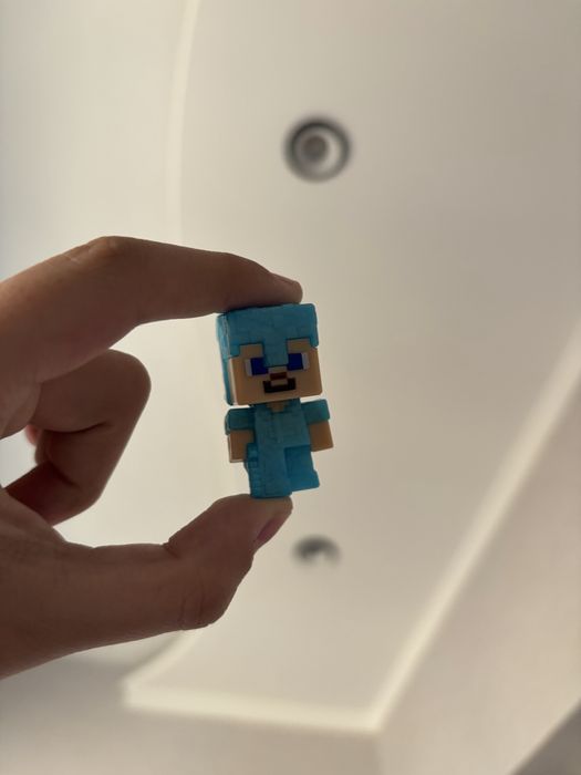 Фигурки kinder joy minecraft