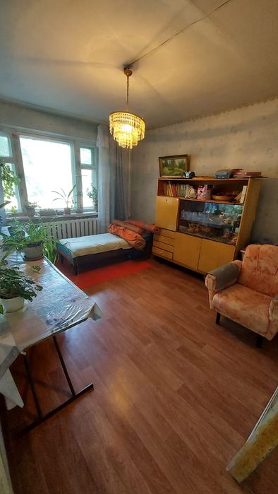 Отдам бесплатно мебель срочно