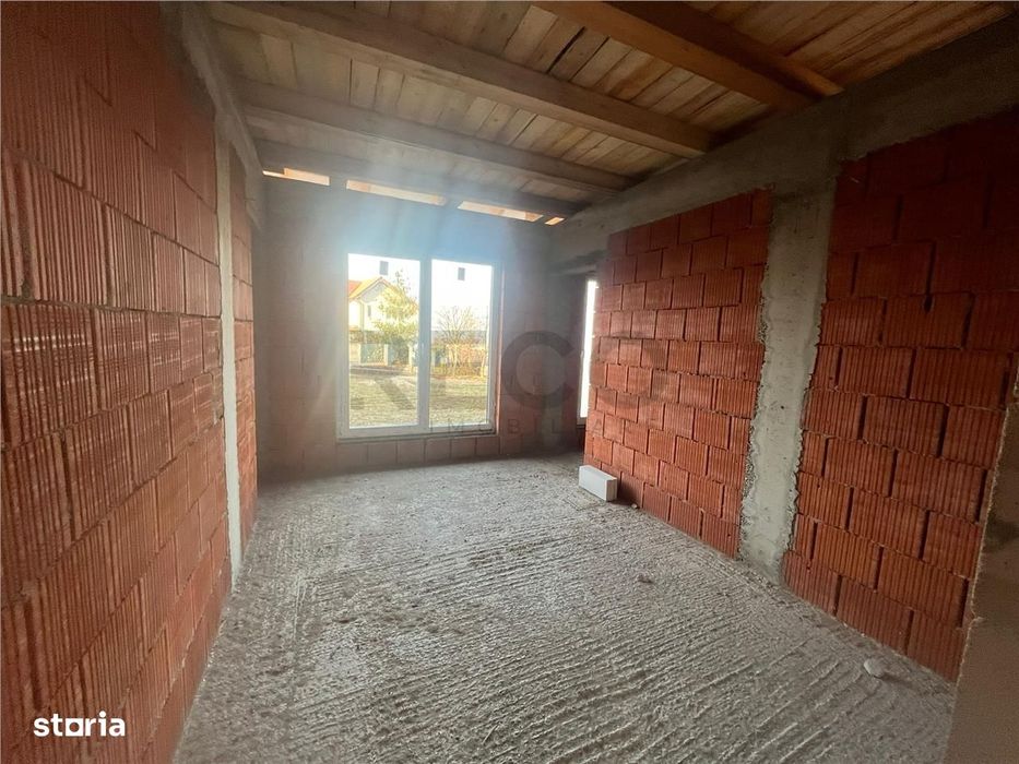 RECO Casa plan parter cu 3 dormitoare-la rosu- Paleu