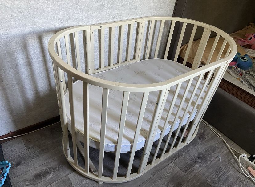 Продам Манеж в хорошем состоянии