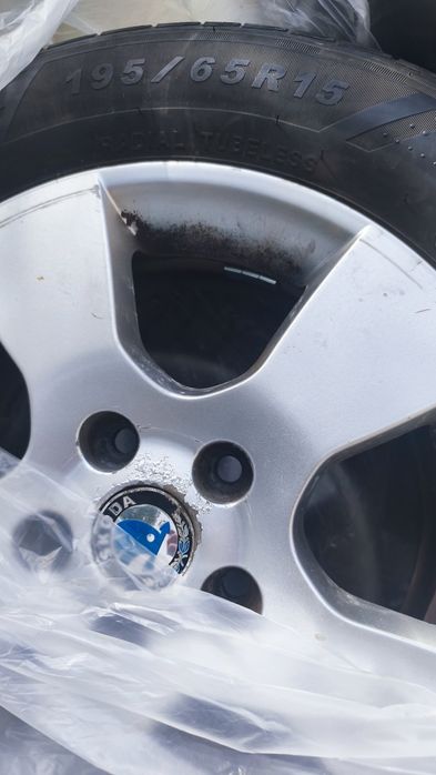 Roti de Skoda 2 cauciucuri de vara