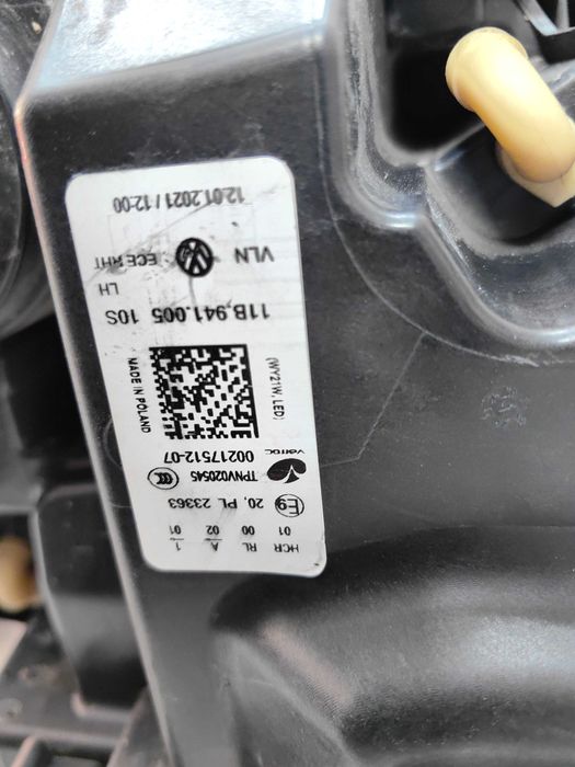 Оригинални  фарове  Vw ID4 Full Led