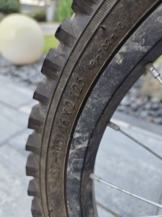 Vând bicicleta 16 inch 200 lei