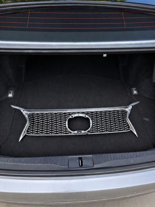 Решетка радиатора Lexus Gs 350