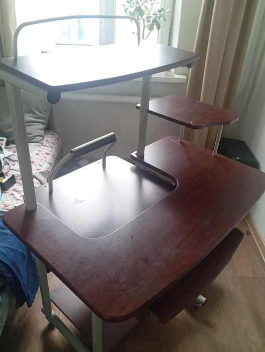 Письменный стол бесплатно