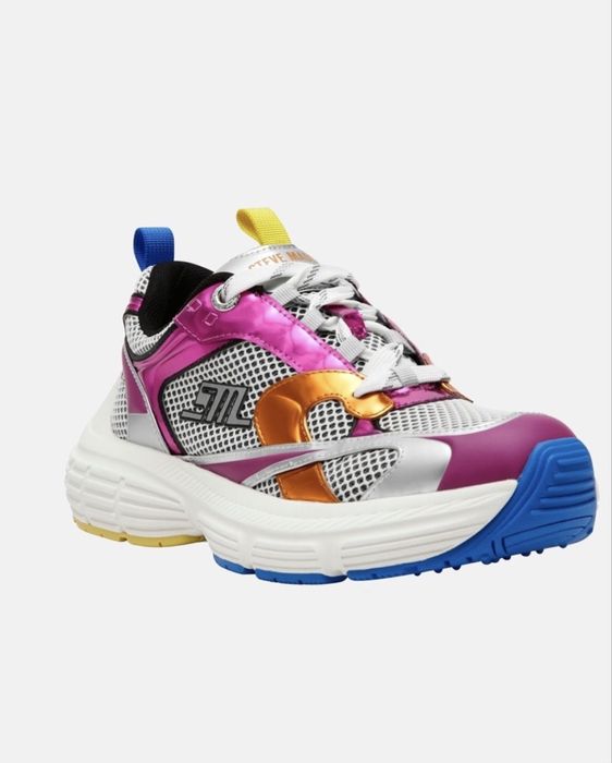 НОВИ дамски маратонки STEVE MADDEN