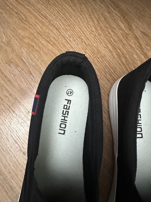 Продам кеды 44-45 размер