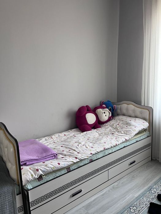 Кровать бір адамдық