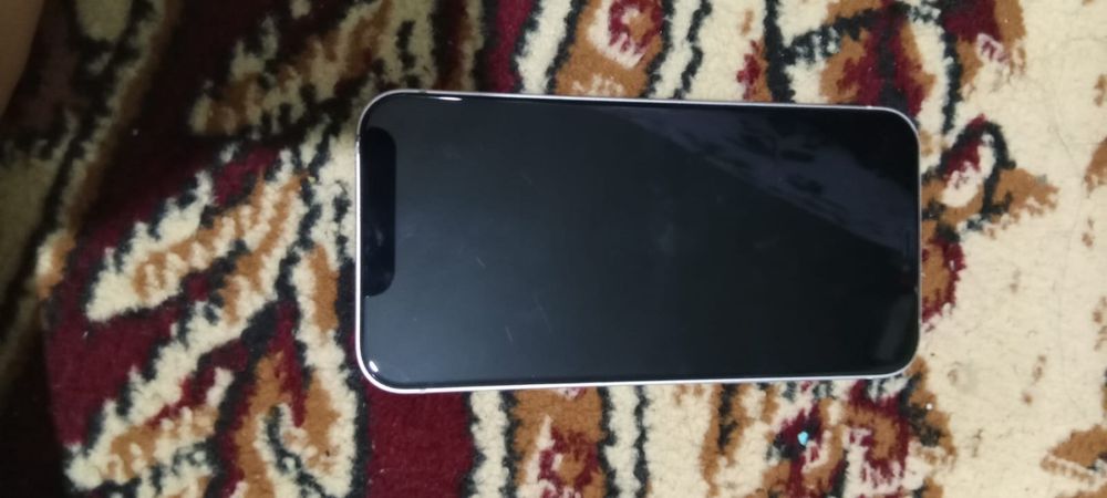 Айфон 12 в хорошом состояний