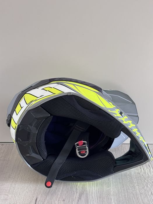 Casca Airoh Helmet si Ochelari Leatt