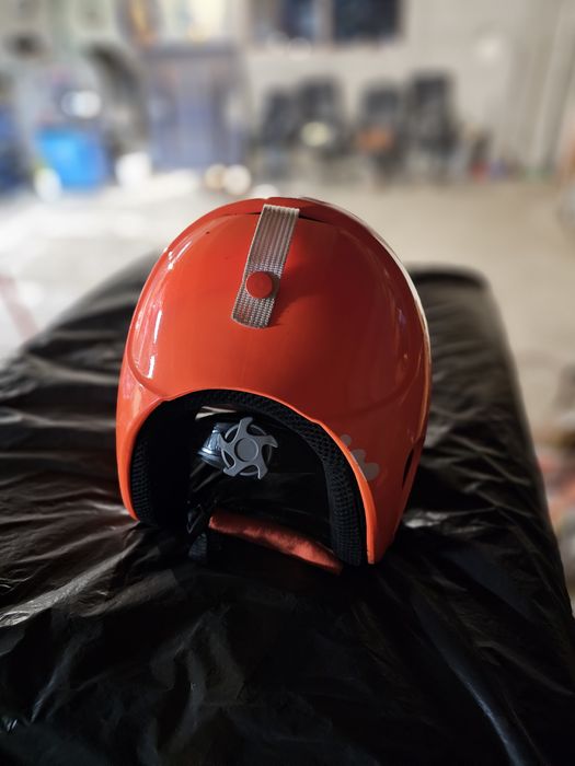 Casca schi copii  marime xs-s  în stare foarte buna