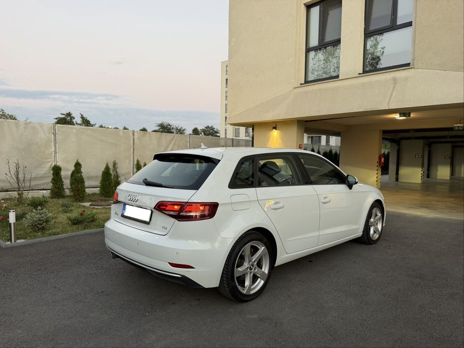 Audi A3 Diesel 1.6 Cutie manuala 6+1 CP115 an  2019 km Reali 170.000 fara Daune