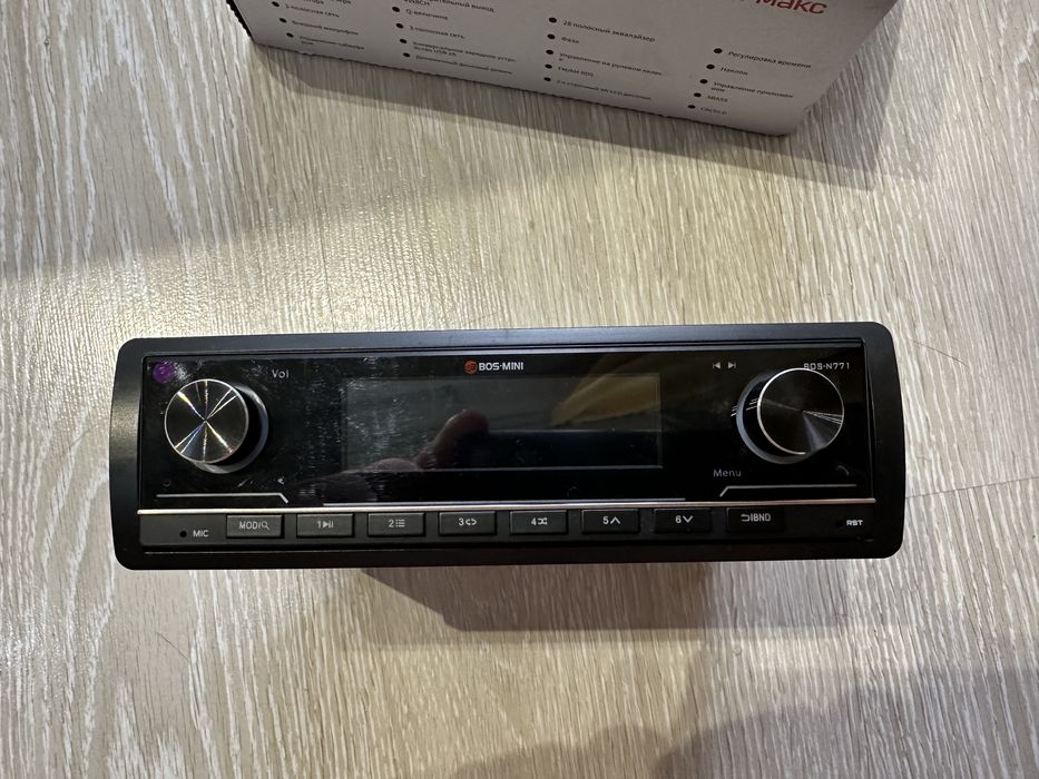 Продам автомагнитолу Bos-mini n 771
