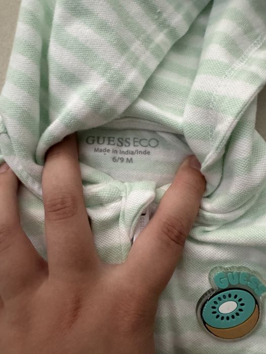 бебешки комплекти guess