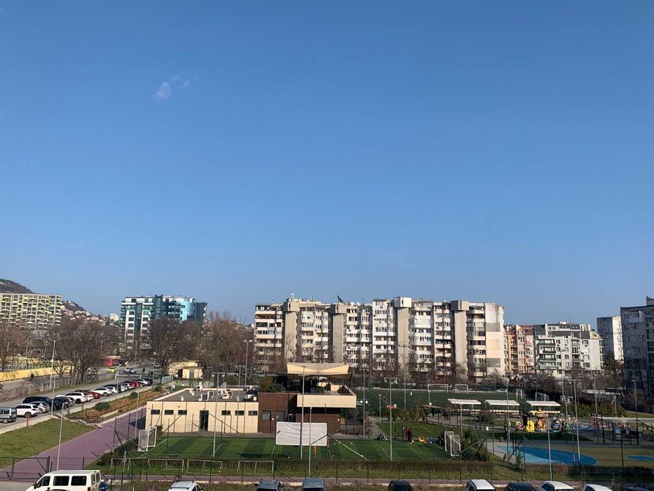 Четиристаен апартамент под наем в кв. Левски, Варна