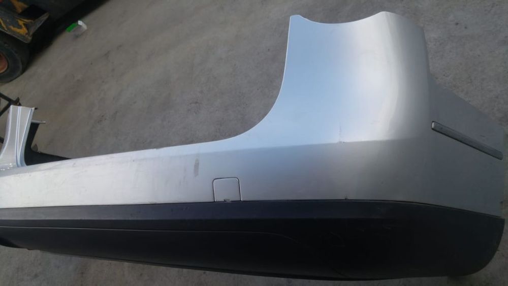 bara spate vw passat b6 variant 3c9807421