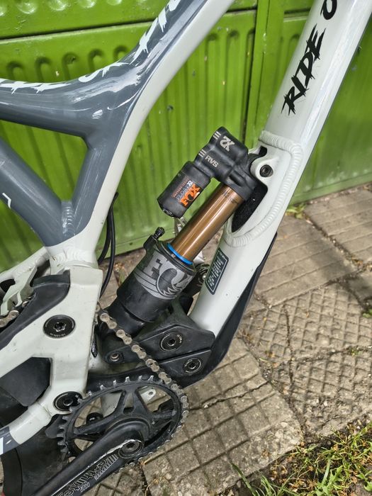 Commencal supreme v4 team 2018
